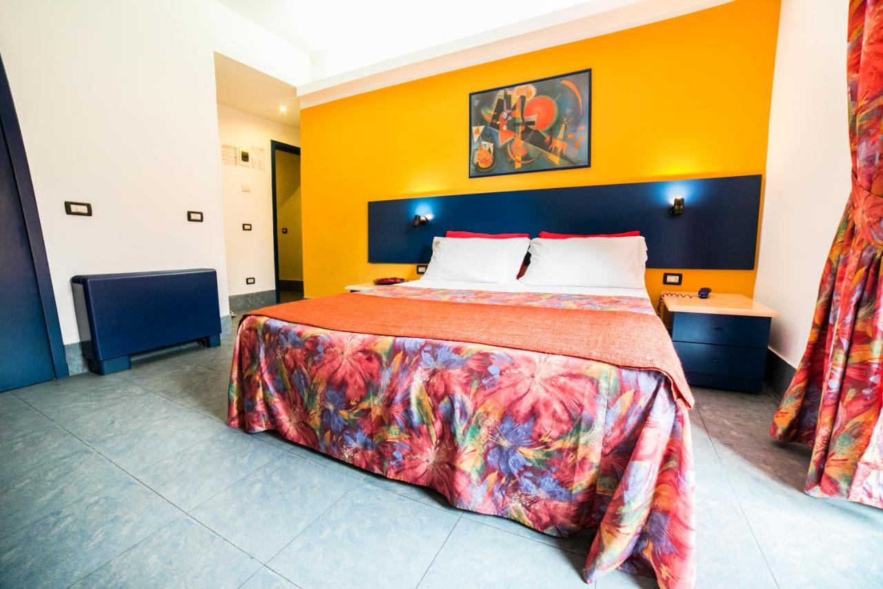 Hotel Raphael 몬테카티니테르메 외부 사진