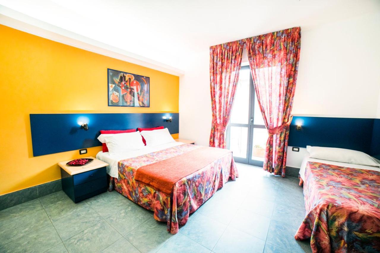Hotel Raphael 몬테카티니테르메 외부 사진