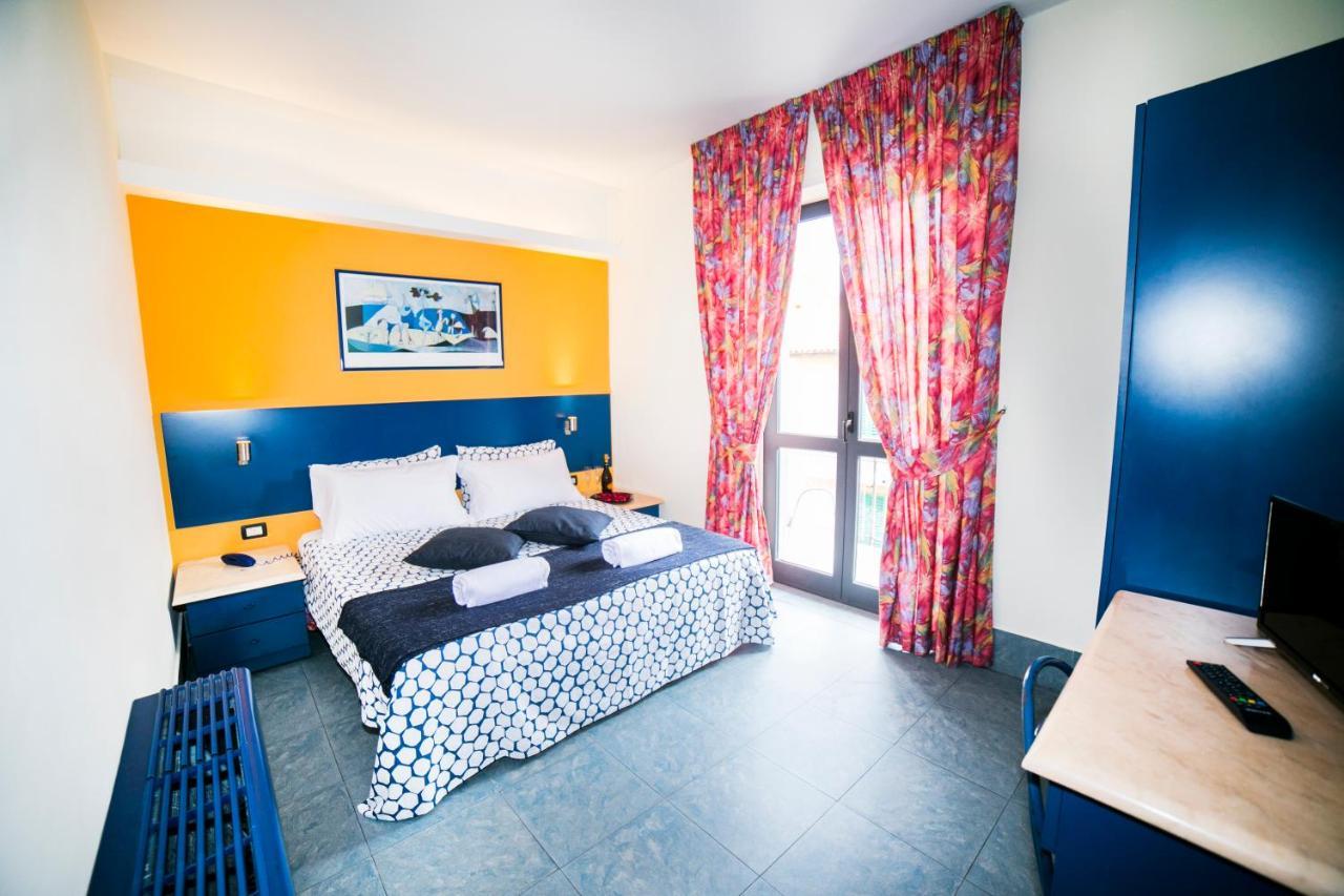 Hotel Raphael 몬테카티니테르메 외부 사진